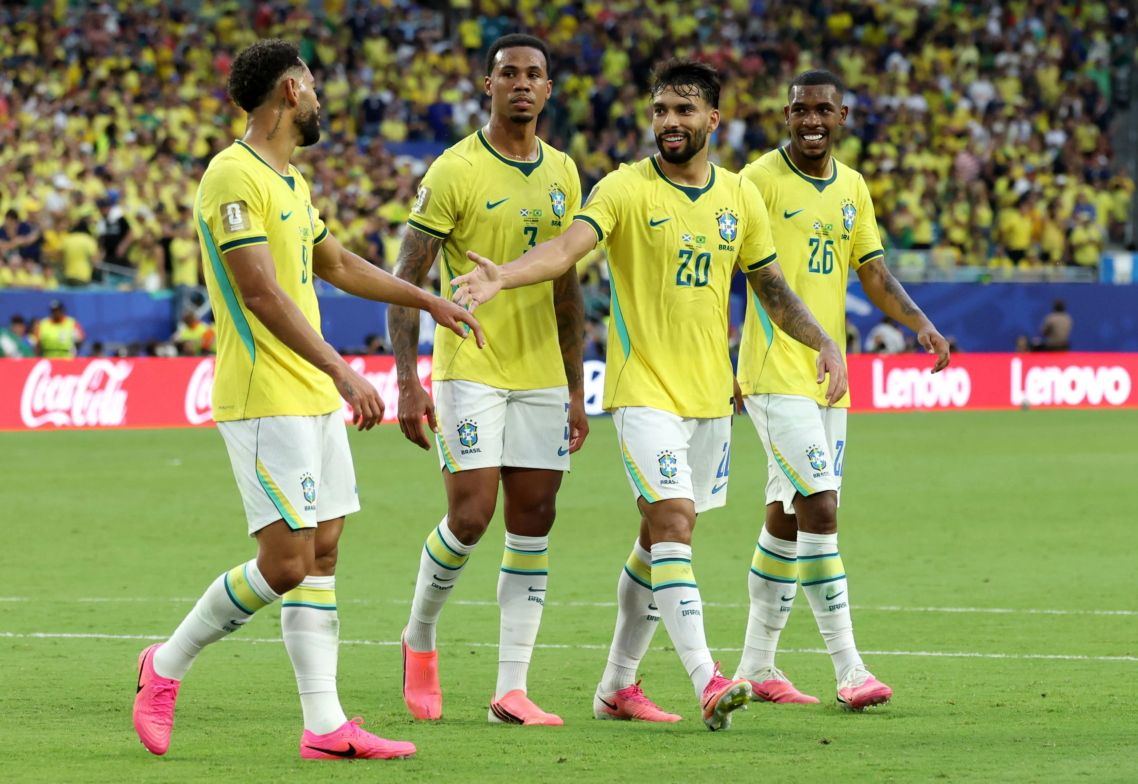 阿根廷队点球大战五比四险胜葡萄牙队晋级世界杯四强